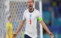 Tin bóng đá 8/7: Harry Kane áp sát ngôi vua phá lưới